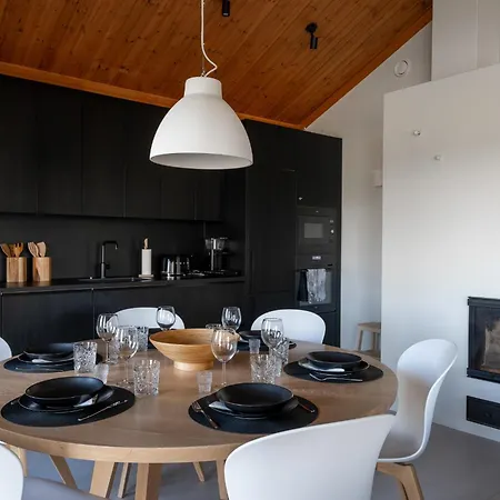 Naava - A Cozy With Two Saunas And Hill Views * 鲁卡