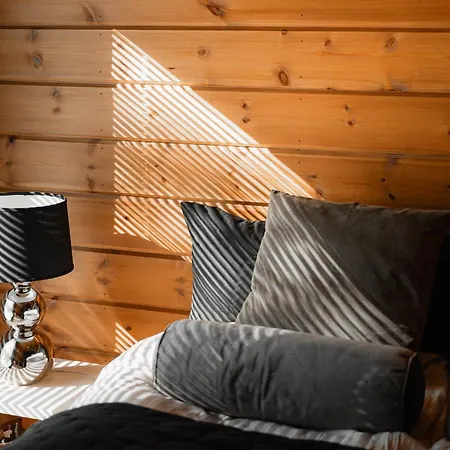 木屋 Naava - A Cozy With Two Saunas And Hill Views *