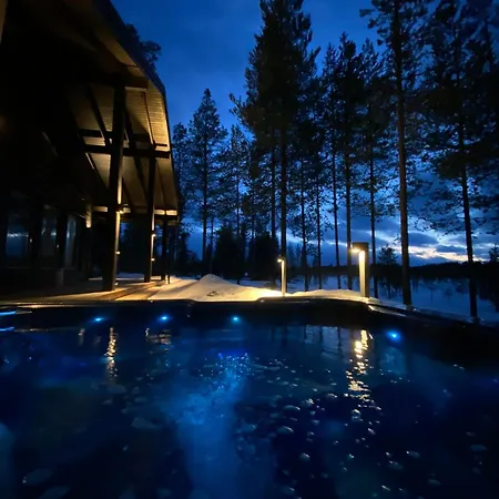 Naava - A Cozy With Two Saunas And Hill Views 木屋